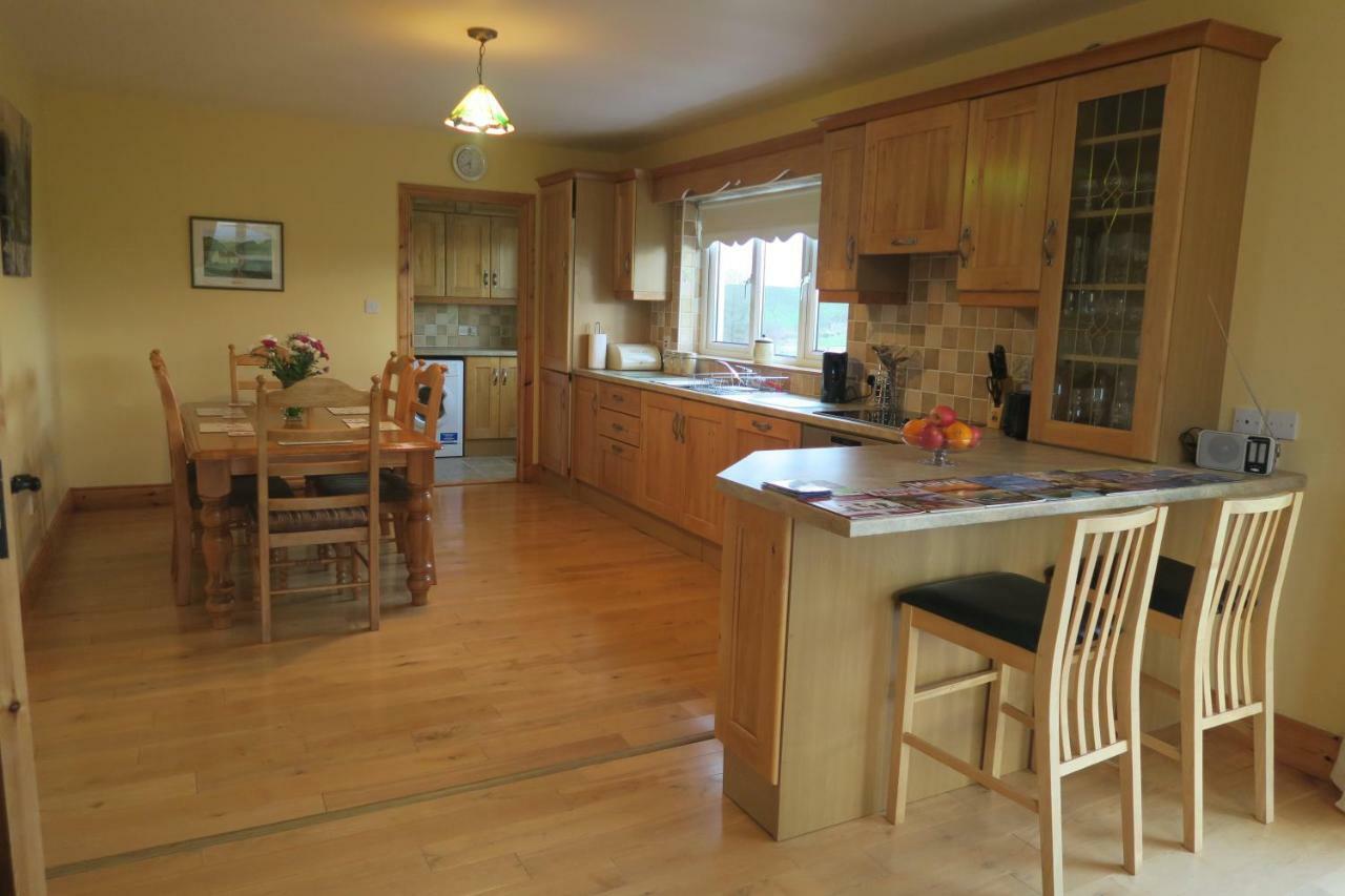 Thistledown - Ballina - Crossmolina - County Mayo - Sleeps 8 - Sister Property To Inglewood Exterior foto